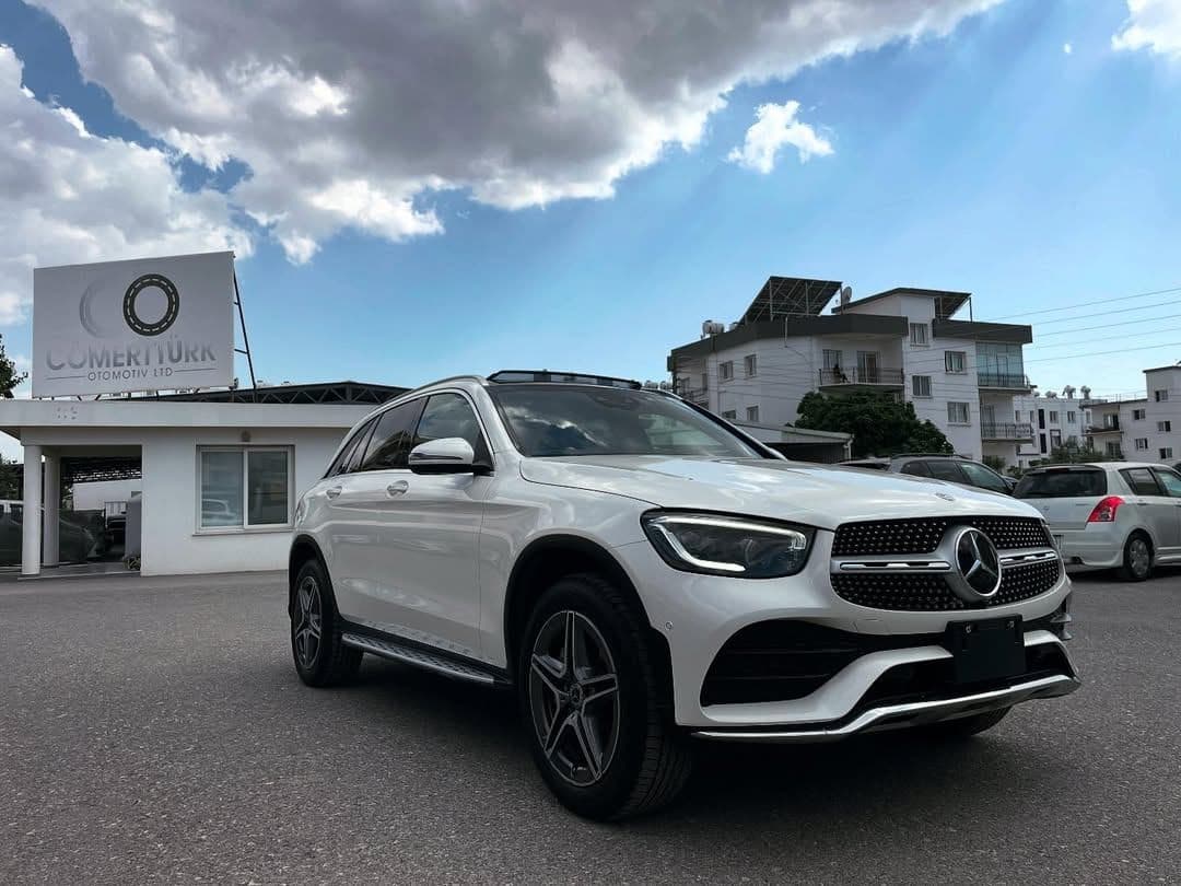 2023 Model Otomatik Mercedes - Benz GLC