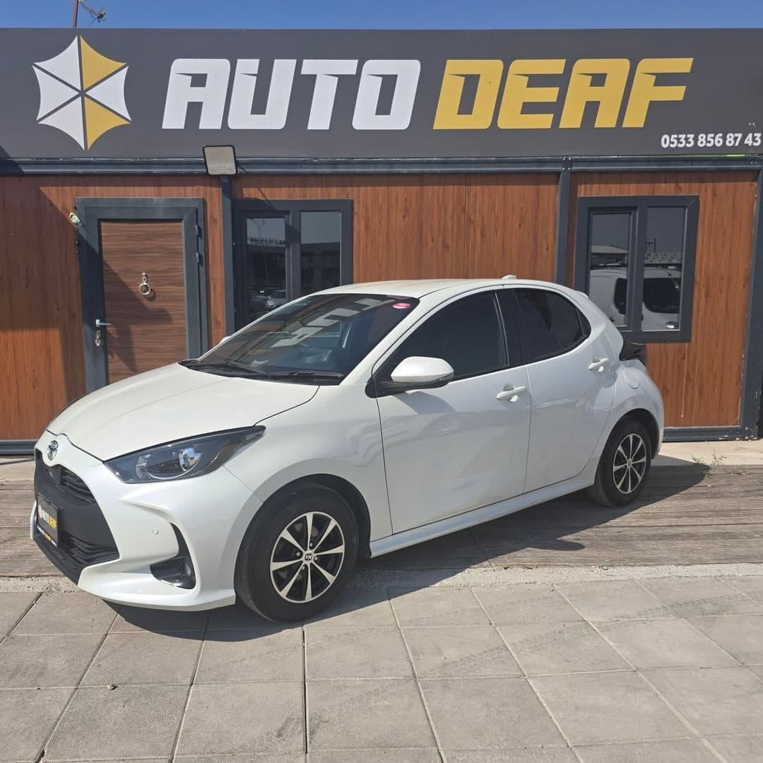 2021 Model Toyota Yaris 1.0 Benzin