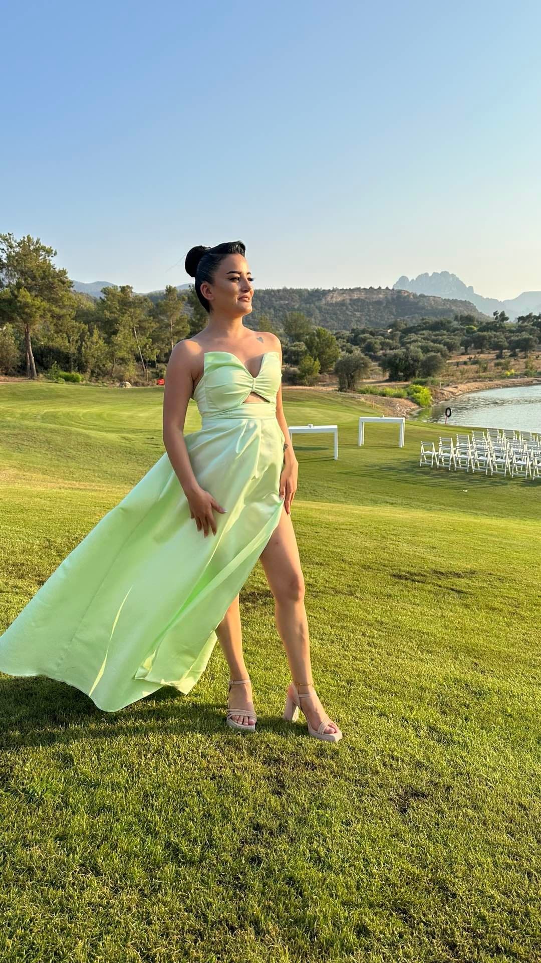 Straplez Yesil Saten Abiye💚