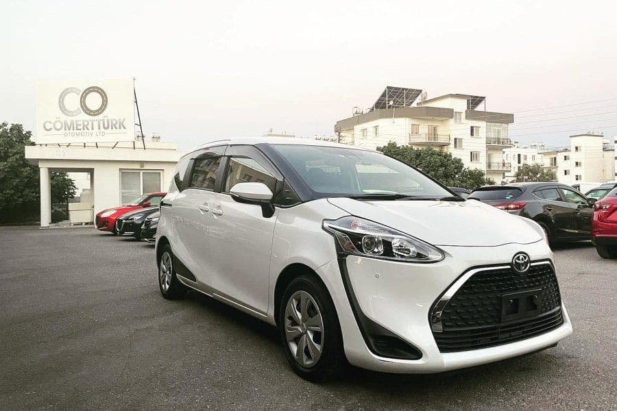 2020 Model Otomatik Toyota Sienta