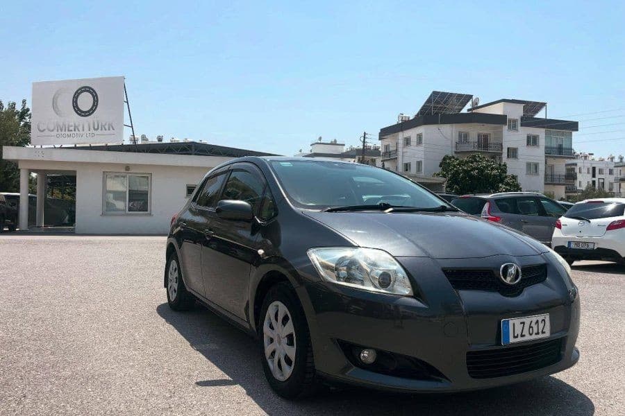 2009 MODEL OTOMATİK TOYOTA AURİS
