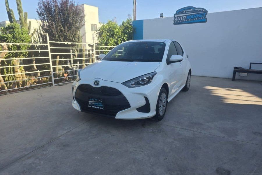 TOYOTA YARİS