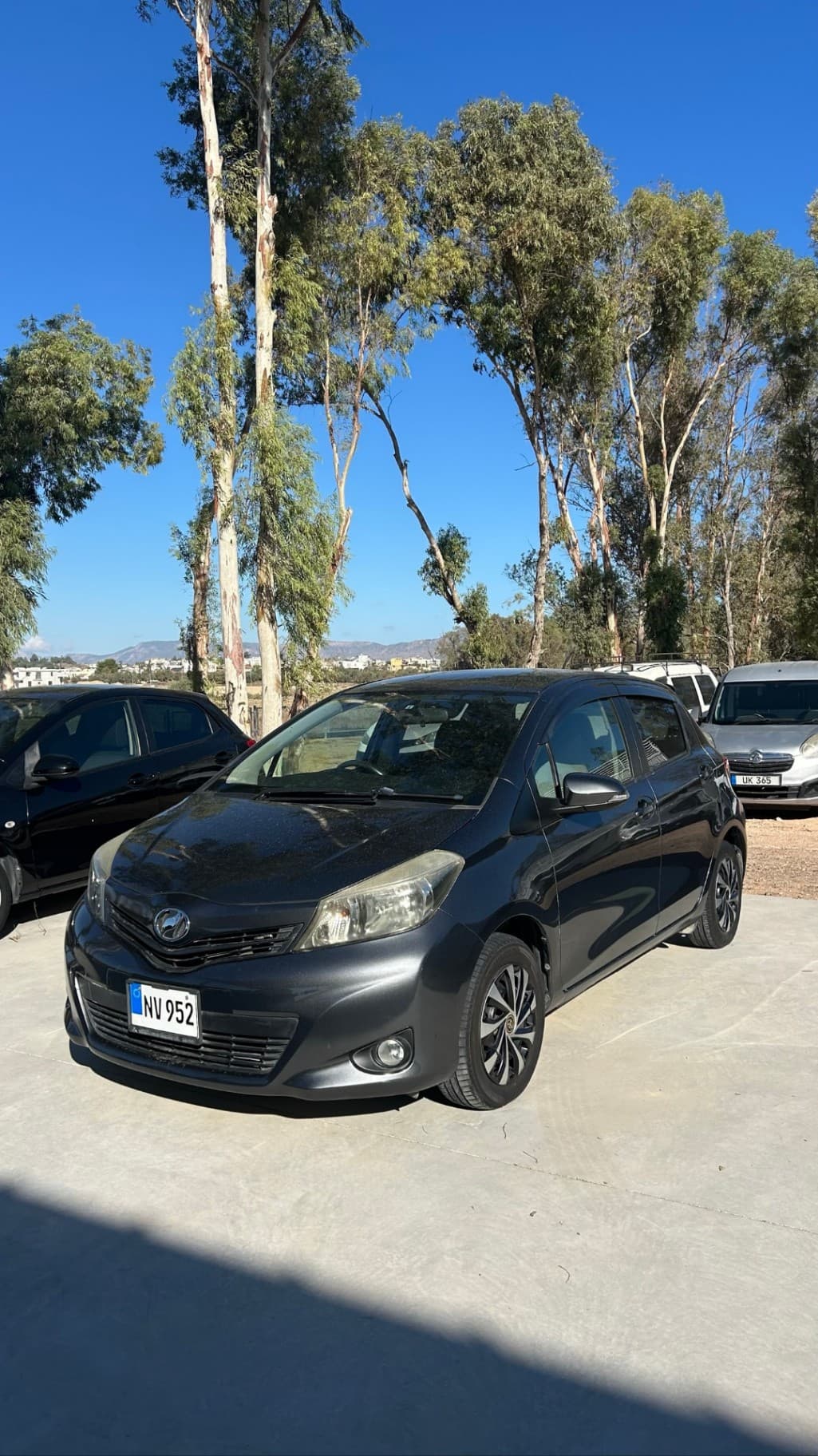 Toyota Vitz 2013
