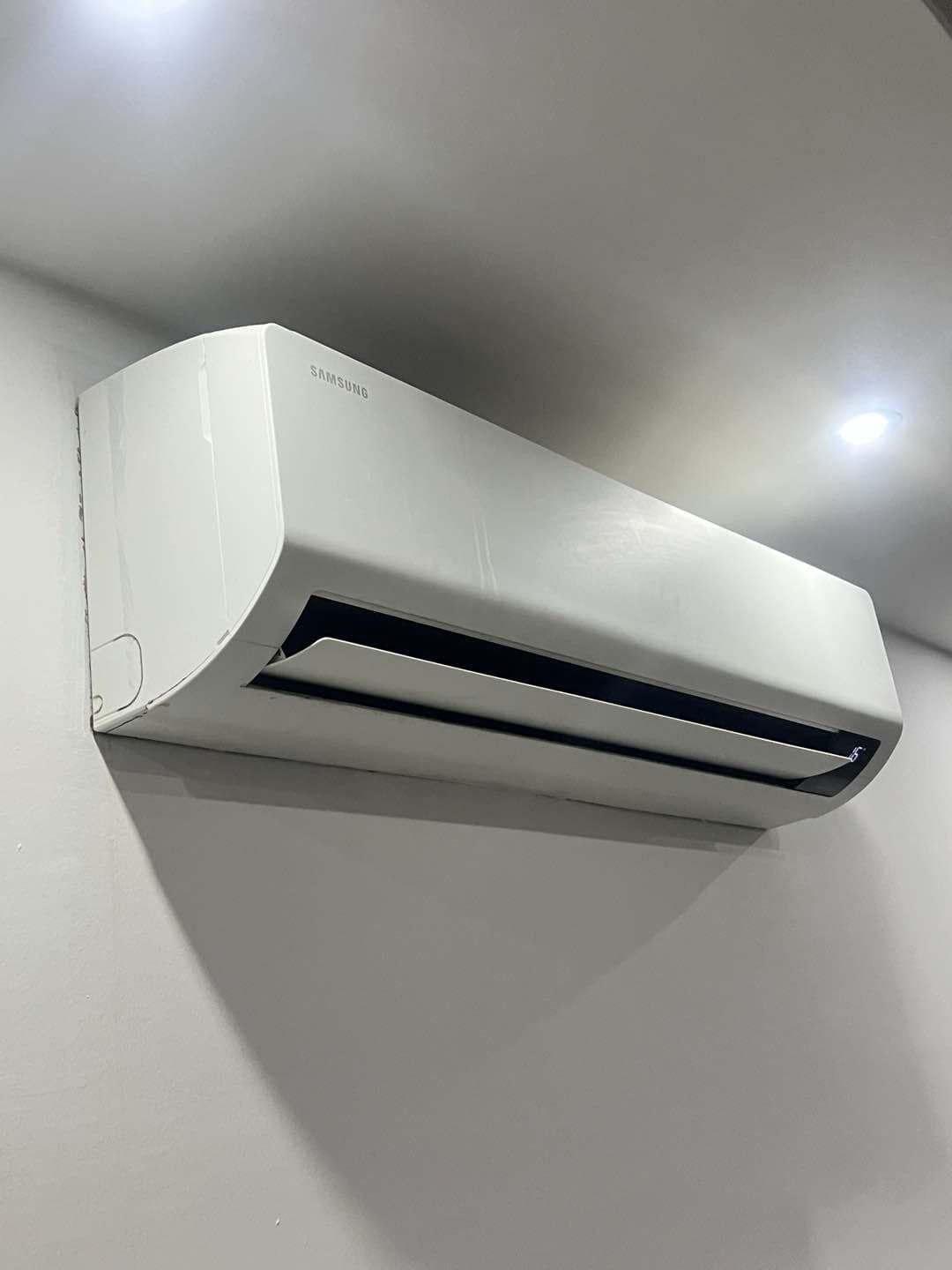 Samsung Premium 18,000 BTU A++ Inverter Air Conditioner – Excellent Condition