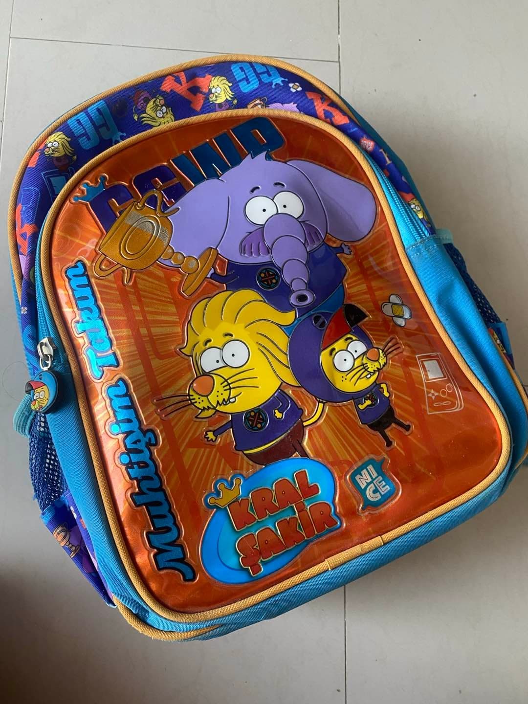 cocuk okul cantası