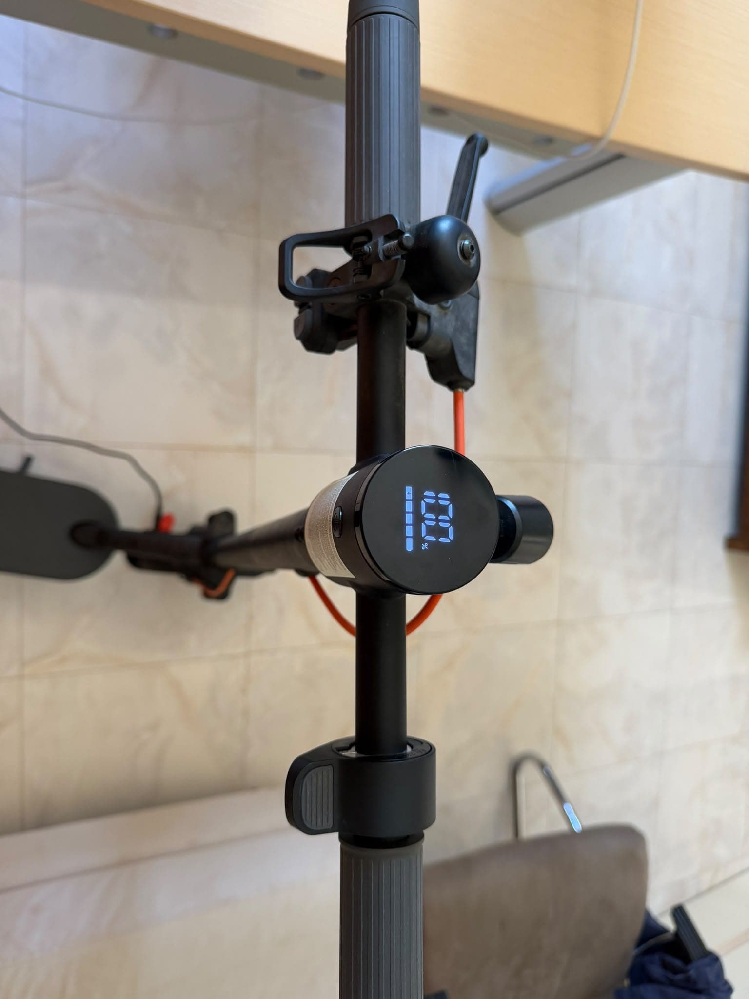 Xiaomi Electric Scooter Elite - 2024 Model, Sarj Aleti Dahil