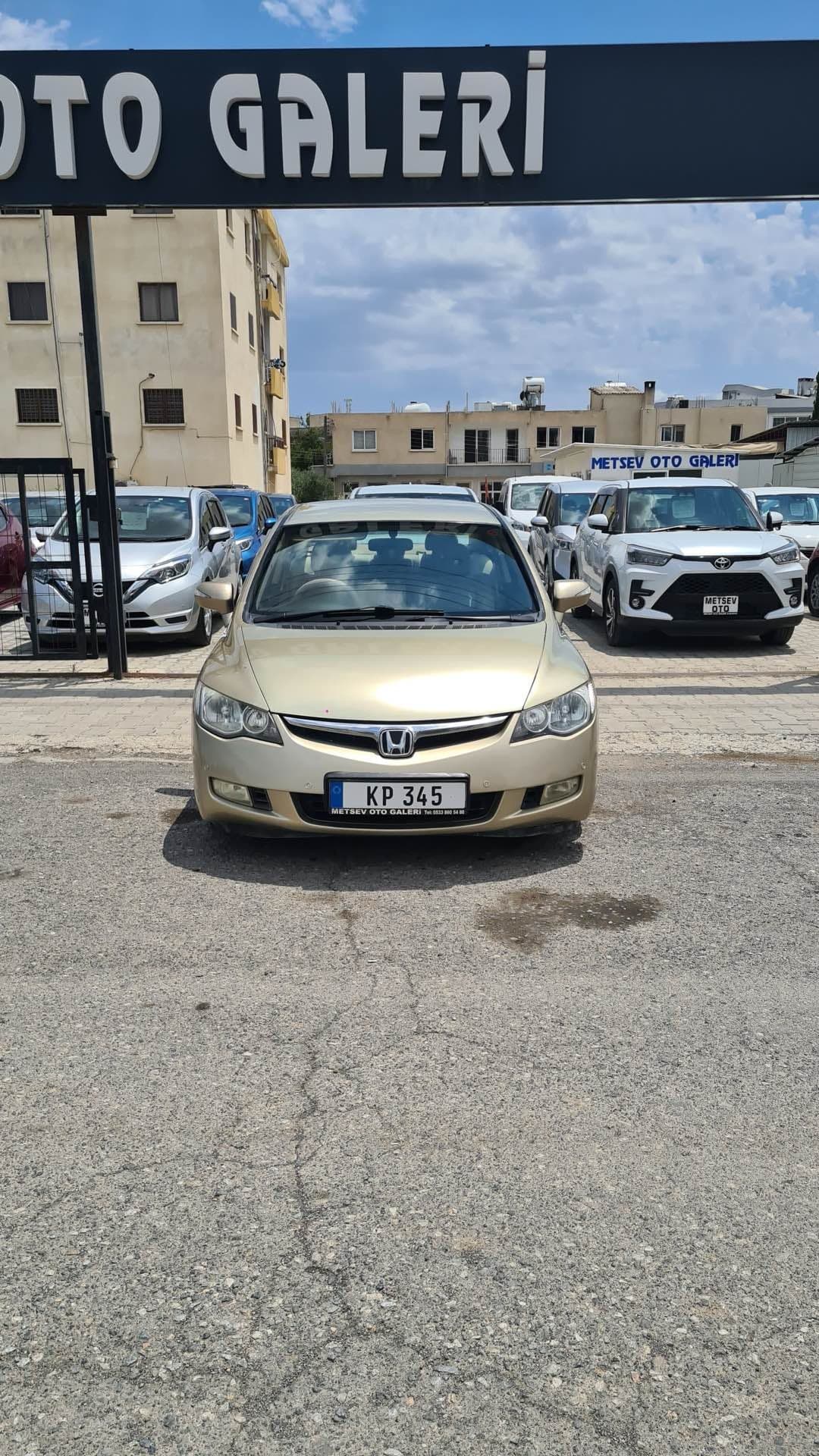 Honda civic 2008 — image 1